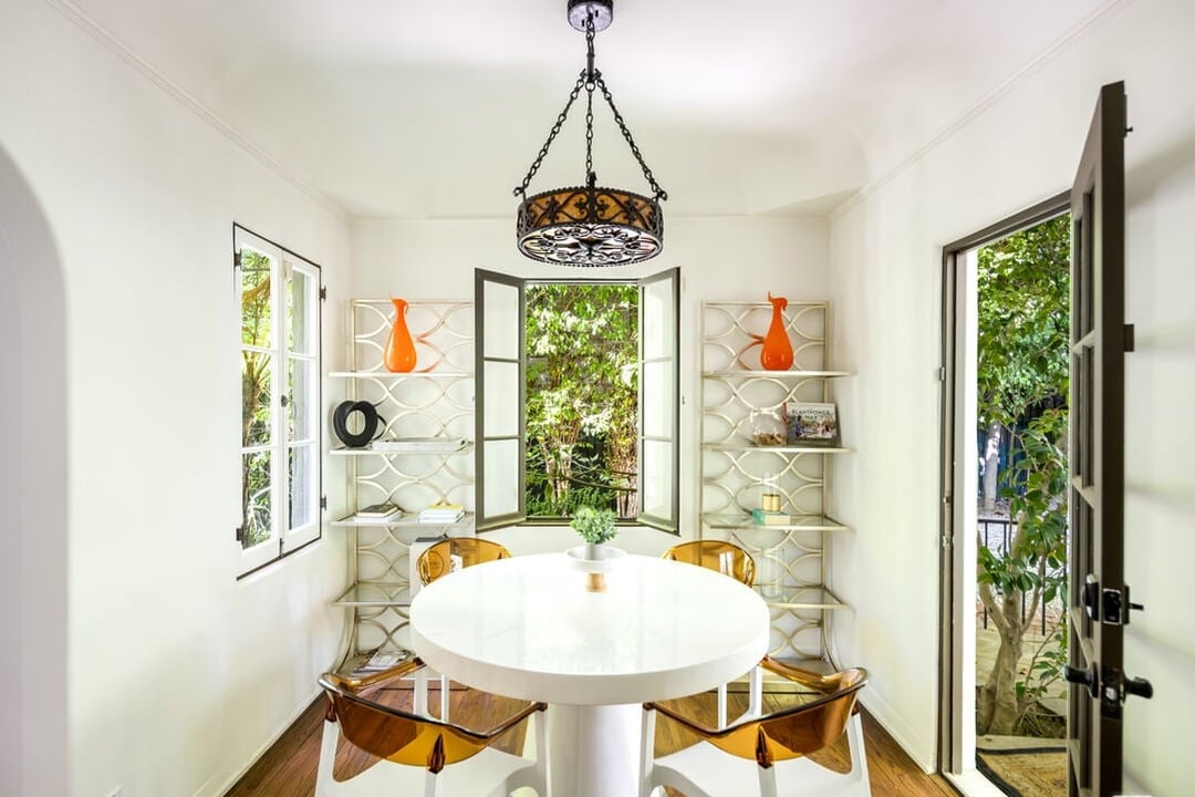 Sunset Vale Ave, 90069