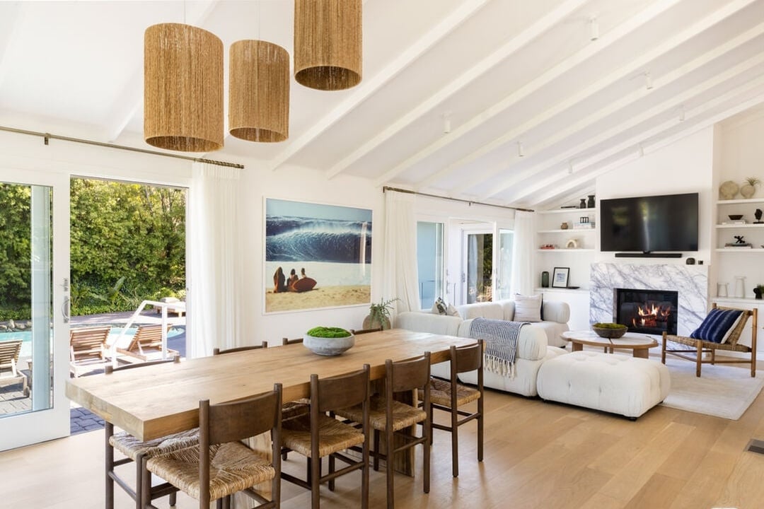 Echelon Pavilion, Grayfox St, 90265