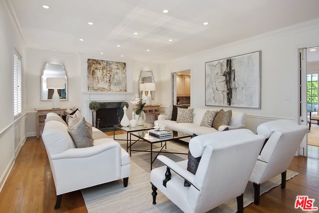 512 N Sierra Dr