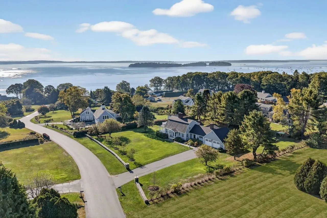New Listing: 11 Stornoway Road, Cumberland, ME 04110 – $2,795,000