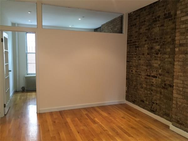 219 Mott Street, Apt 4-RN