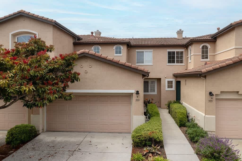 559 Poppyfield Pl