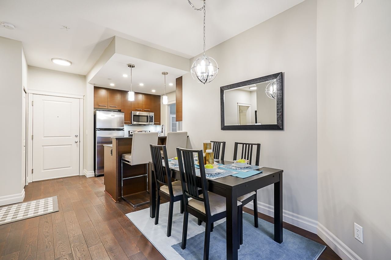 215-2343 Atkins Ave