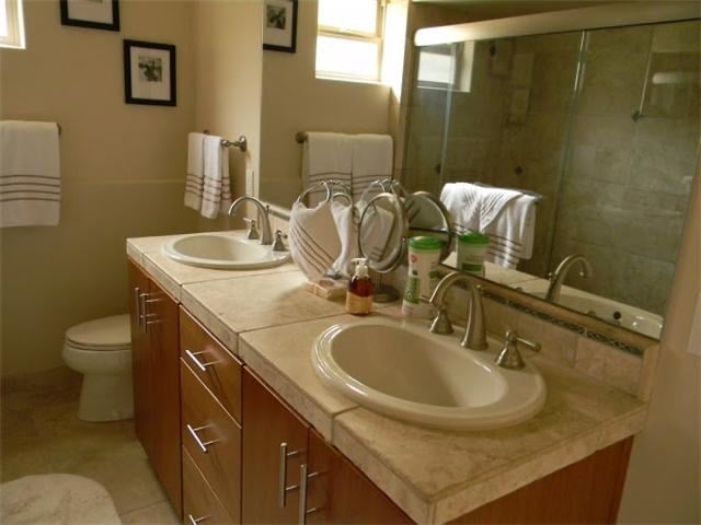 2663 Ocean Front Walk 