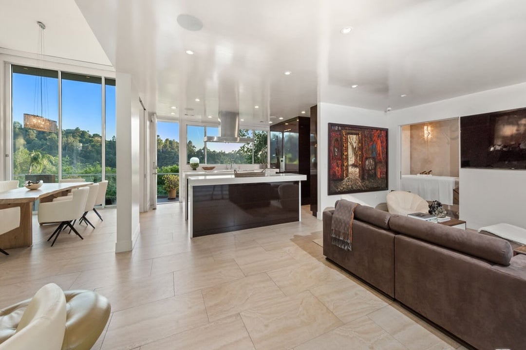View Opulent