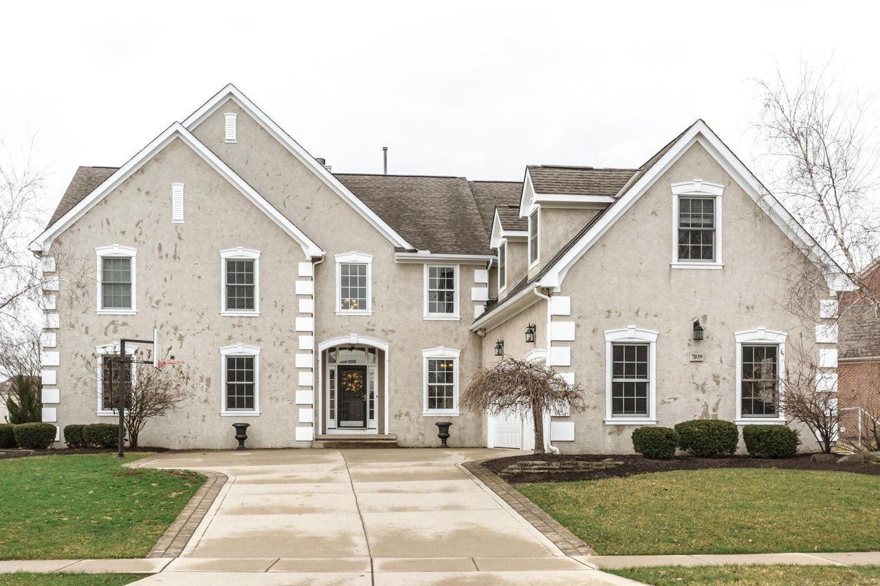 7039 Robertson Ct