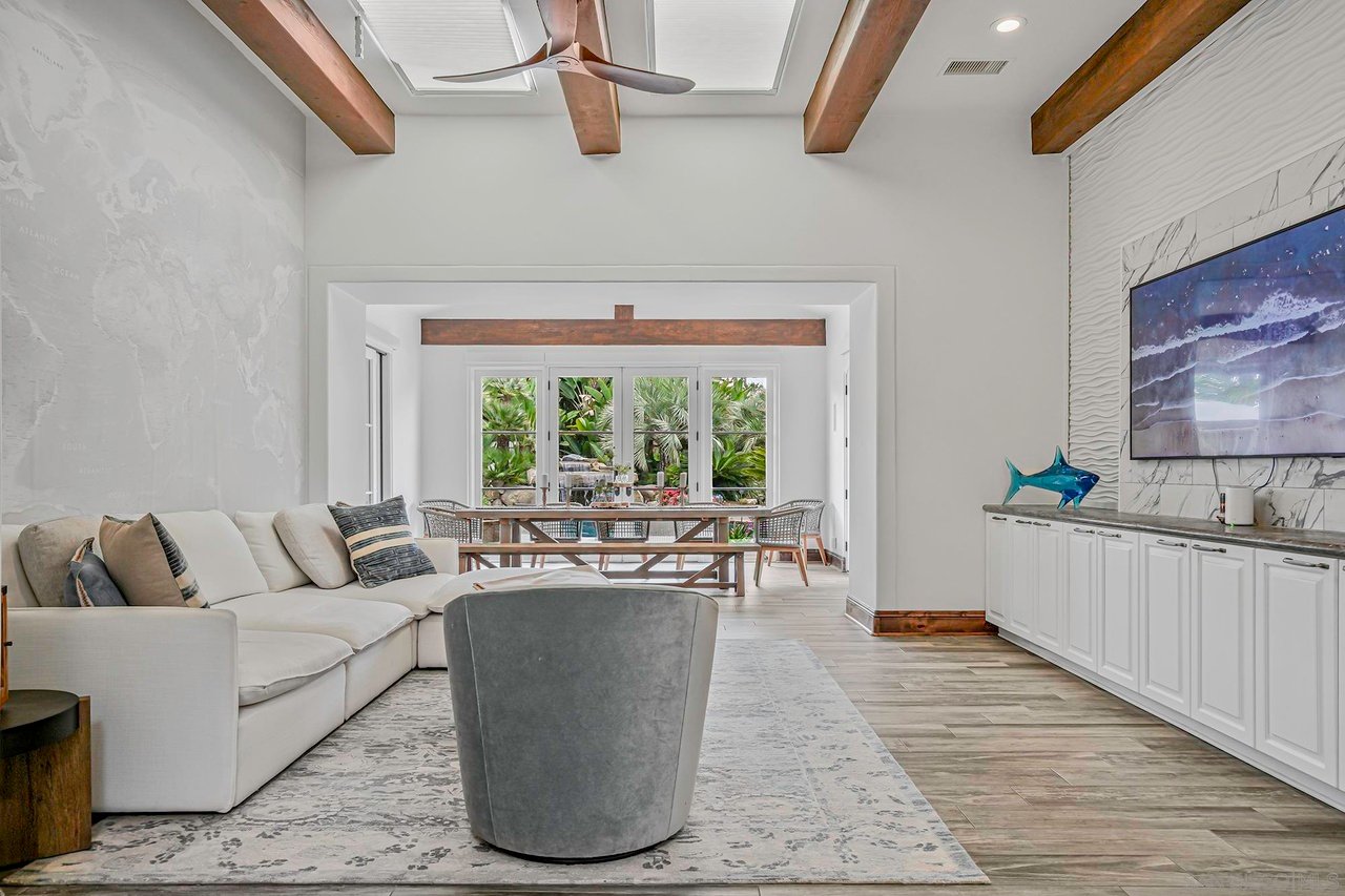 15823 The River Trail