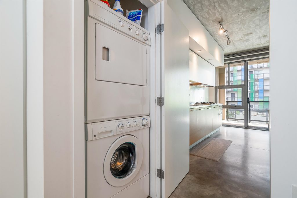 388 W 1st Ave, #206