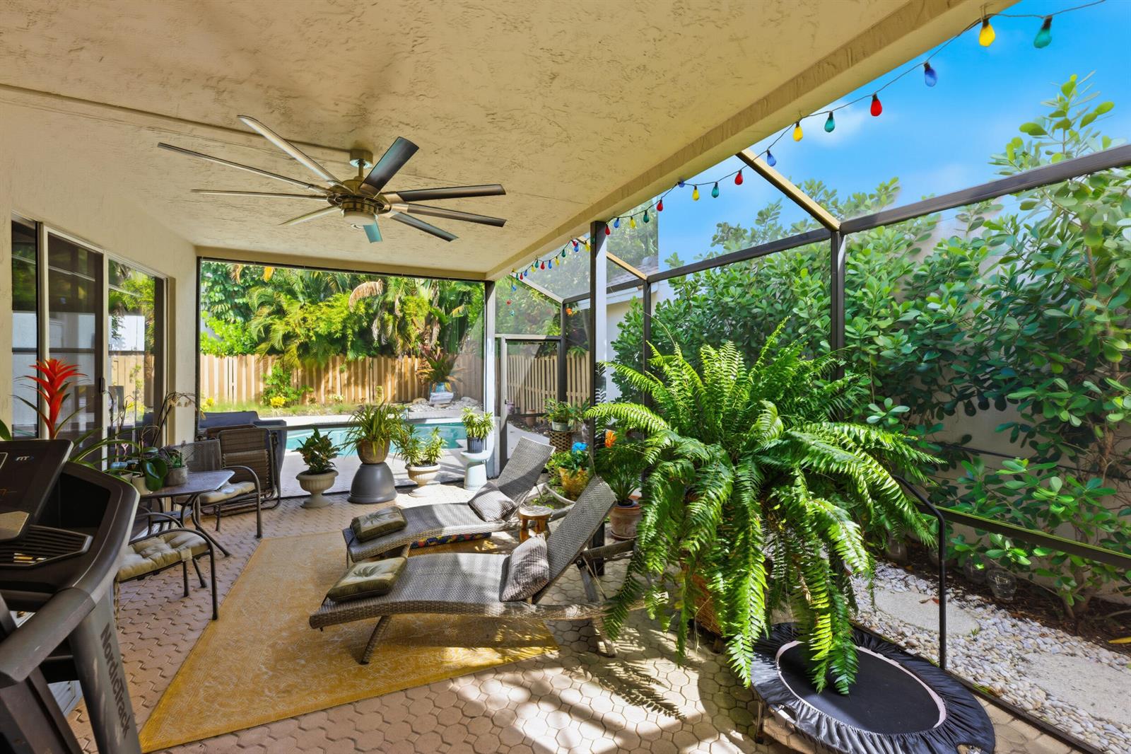 2495 NW 66th Dr