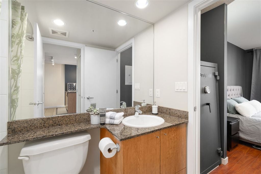 7063 Hall Ave, #1508