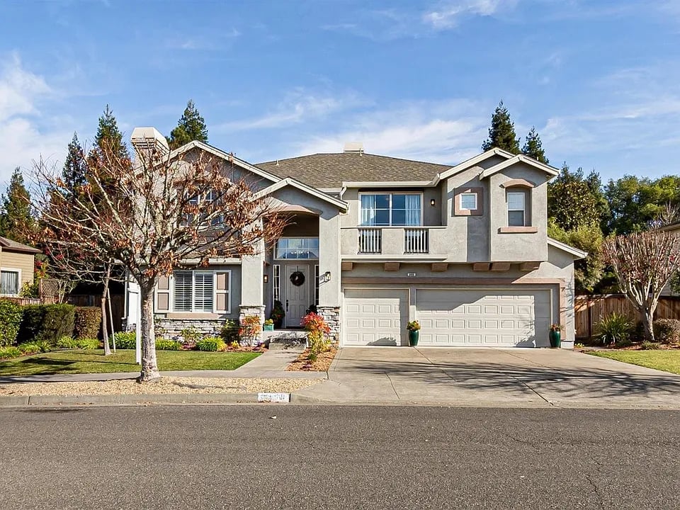 3468 Henderson Cir