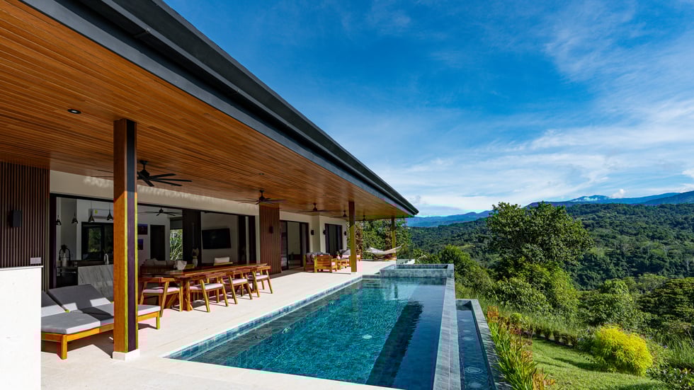 3 Bedroom Luxury Modern Tropical Home in Dominical