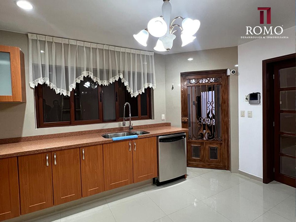 Casa en Venta en CONDOMINIO LINCE II $10’150,000.00 MN
