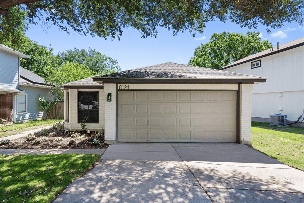8121 Almondsbury Ln, Austin, Texas 78748