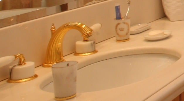 Special Luxury Condo with Sea Views in Athens