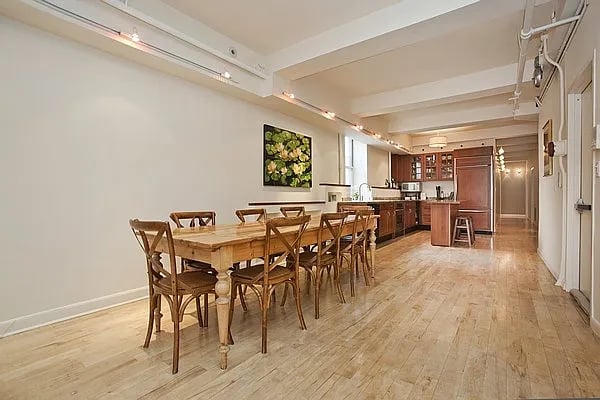 215 West 29th St ,Fl 4