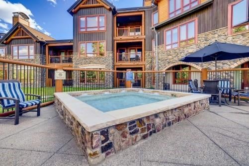 42 Snowflake Dr, #413