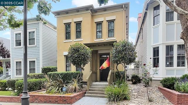 2165 Railroad Ave.