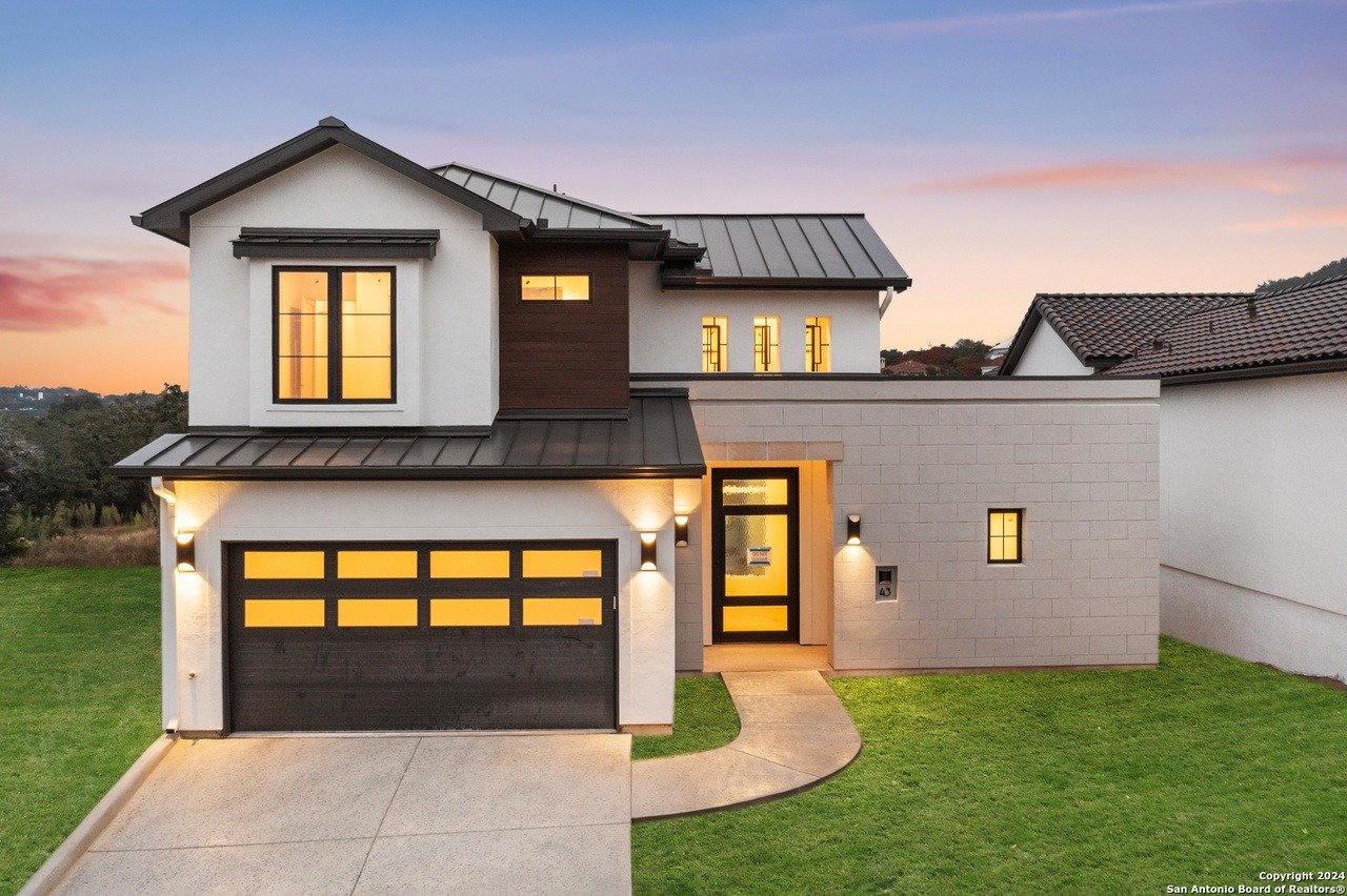 43 Dominion Heights