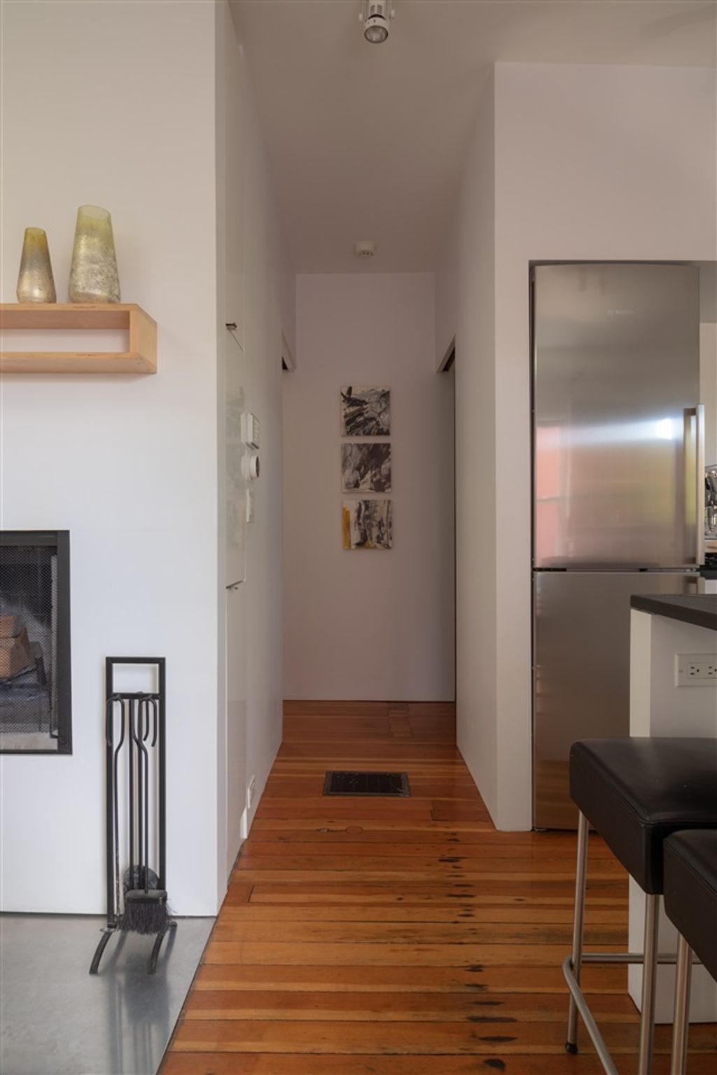 65 E 33rd Ave