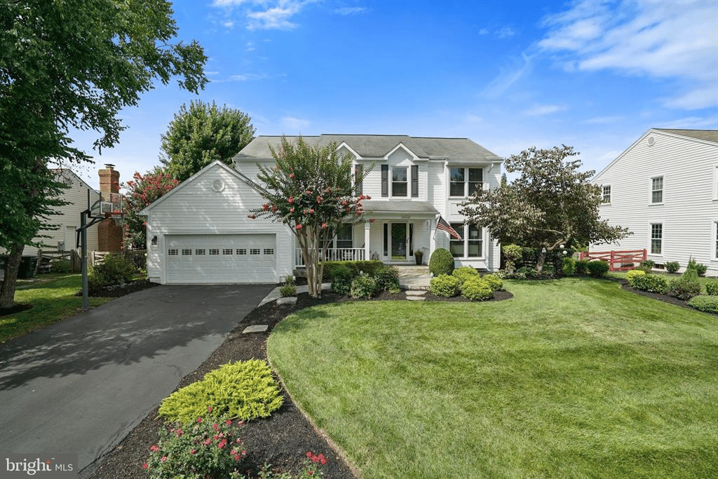 20048 Great Falls Forest Dr