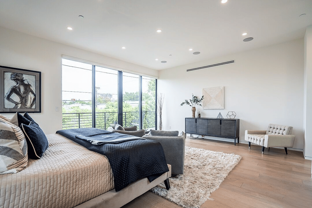Modern 5BR Home w/Pool – Walk to The Grove & LACMA