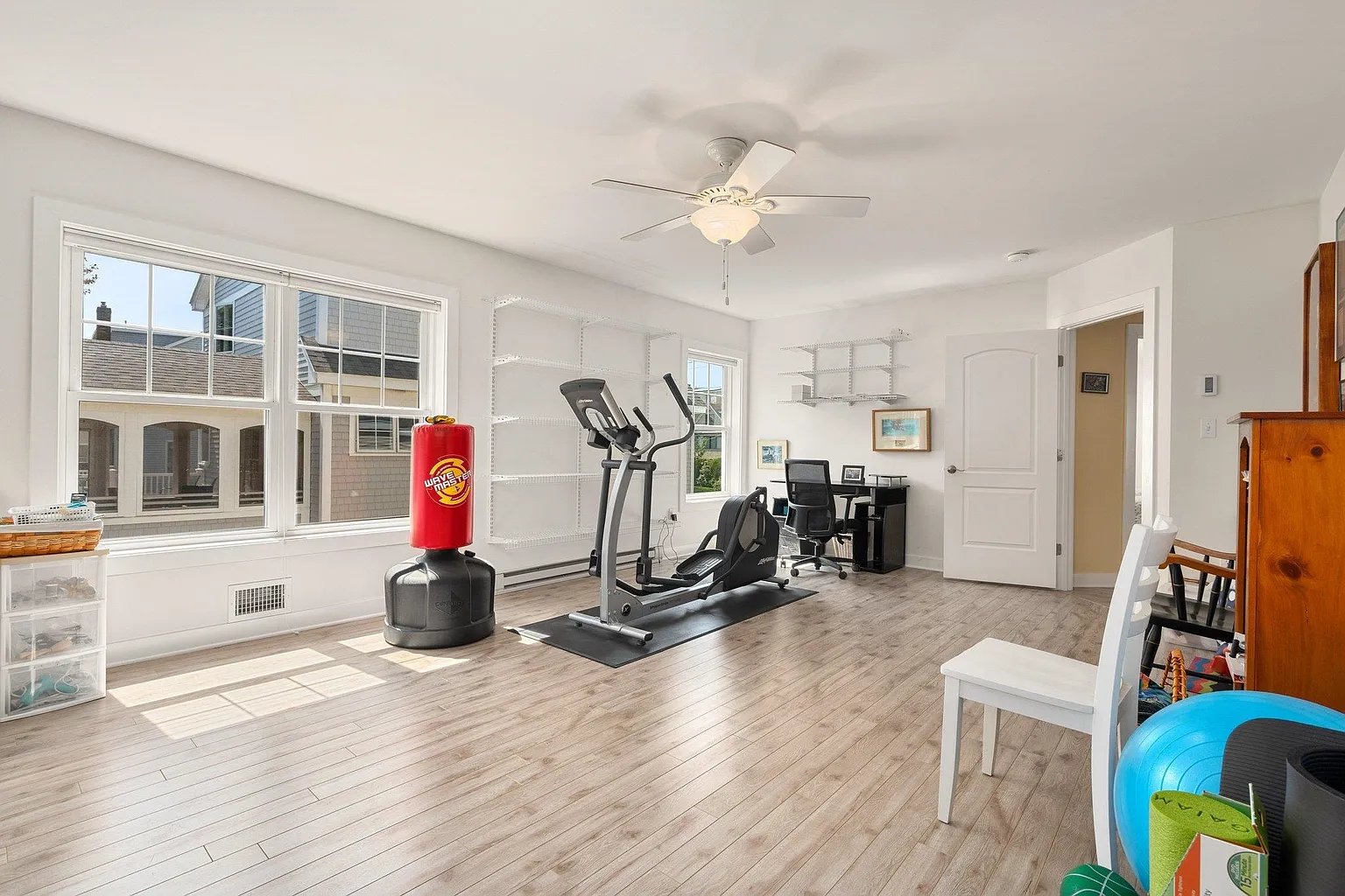 994 Ocean Blvd