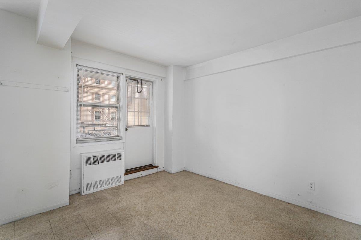 89-15 Parsons Boulevard #3J