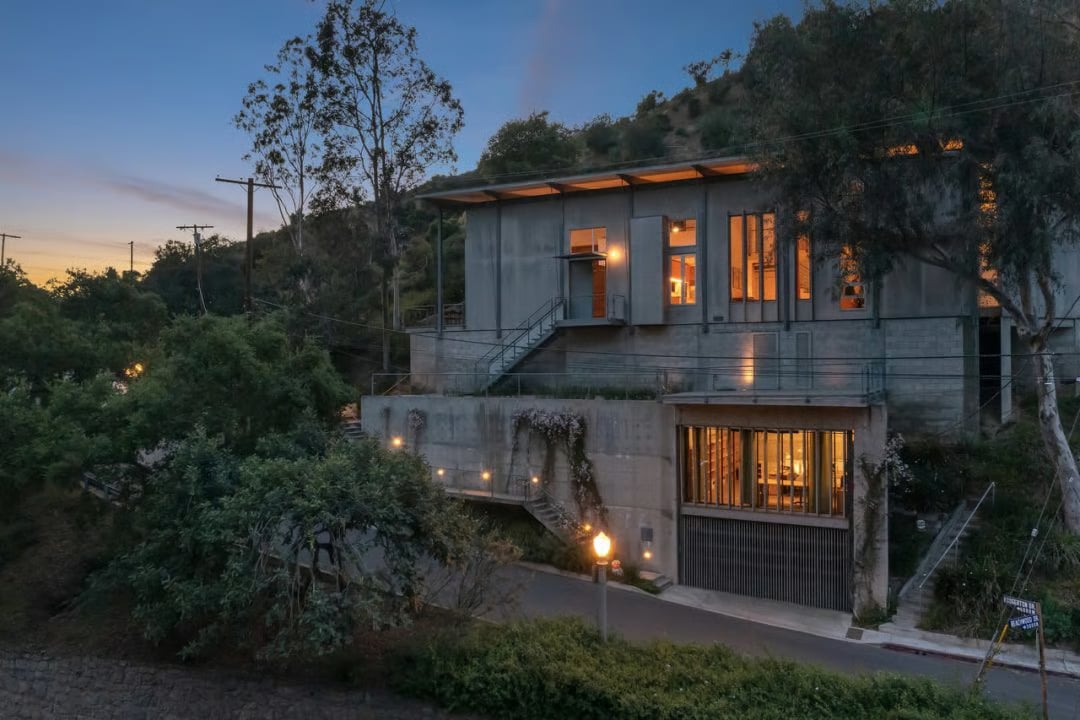 An Architect Couple’s “Experimental House” in the Hollywood Hills Hits the Market for the First Time