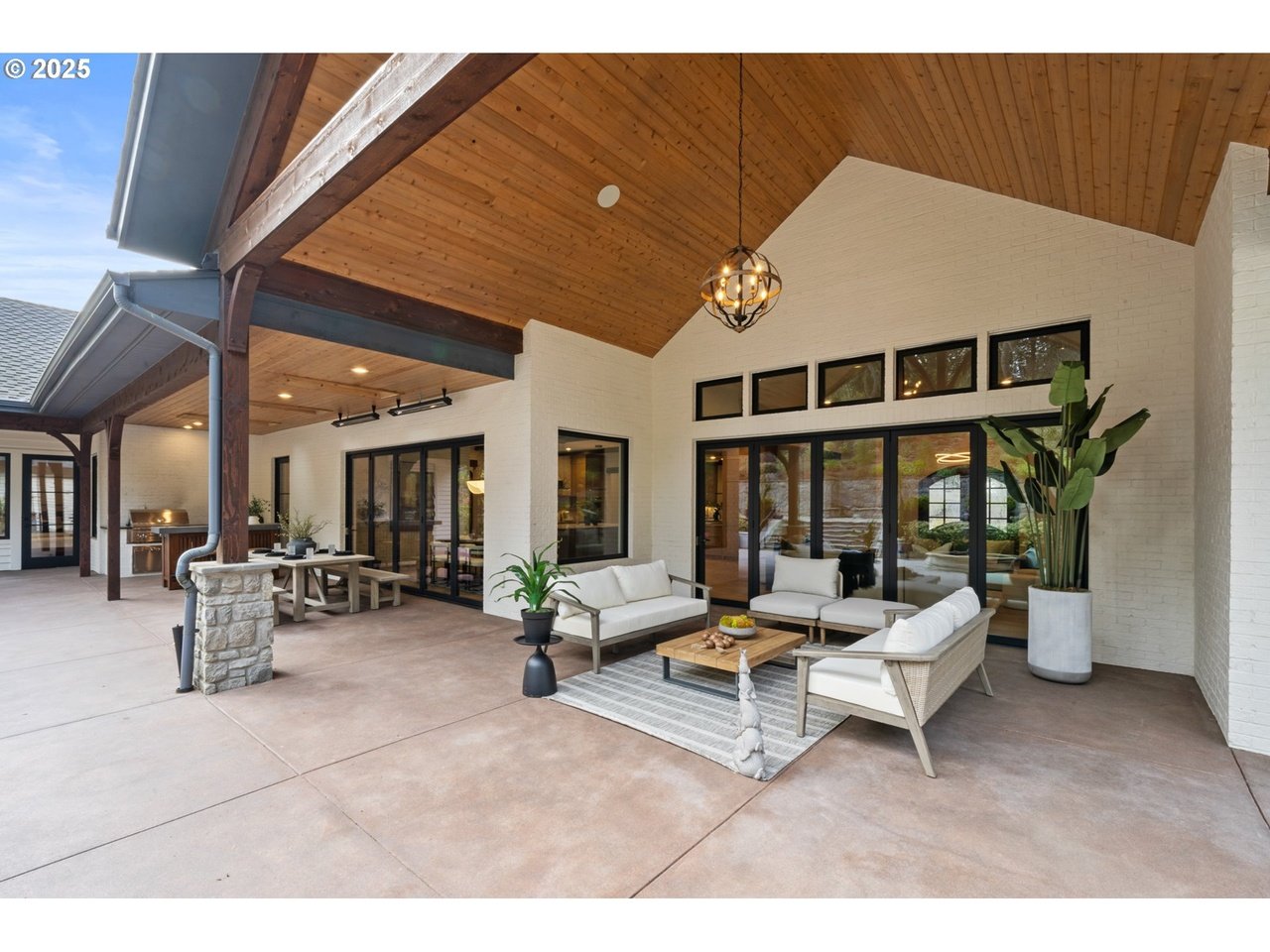 13231 SW Iron Mountain Blvd