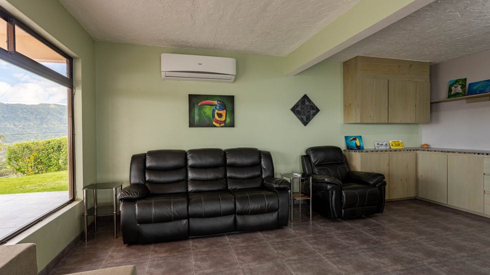 Reduced! Tinamastes Home with Panoramic Ocean and Mountain Views