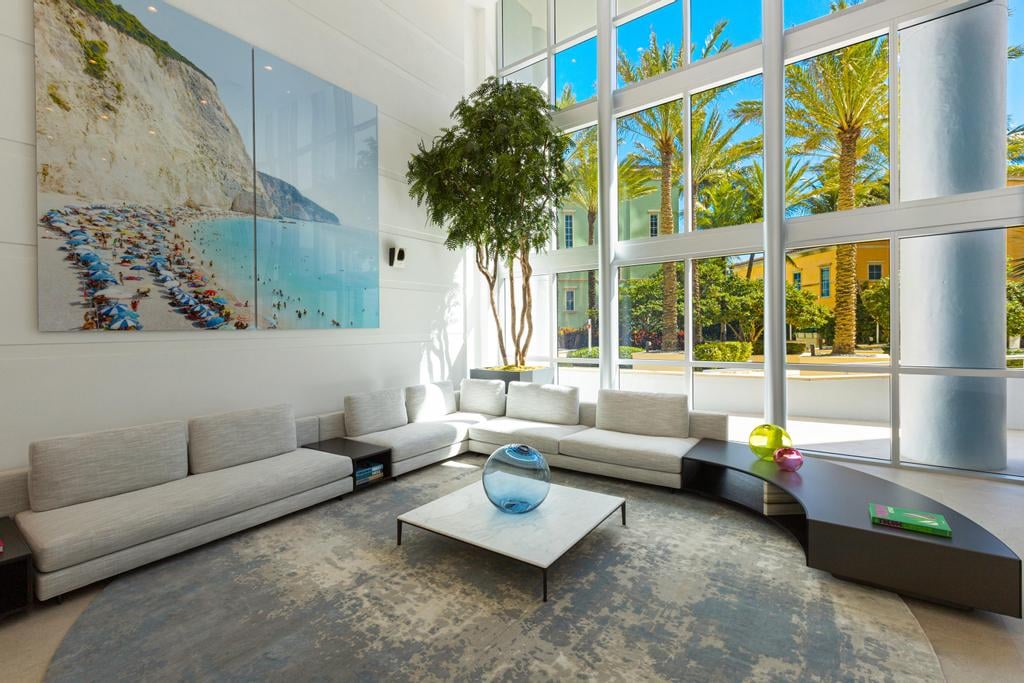 5959 Collins Ave Unit: PH2007, Miami Beach, FL 33140