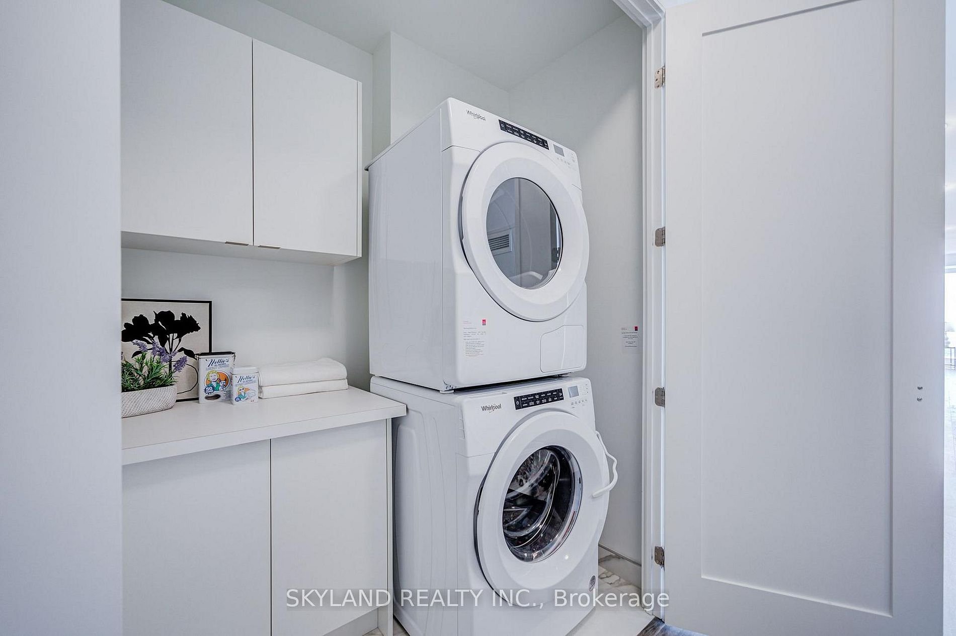 LUXURY IN TRIDEL