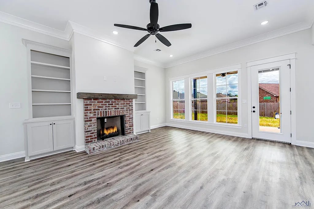 511 Lancaster Dr