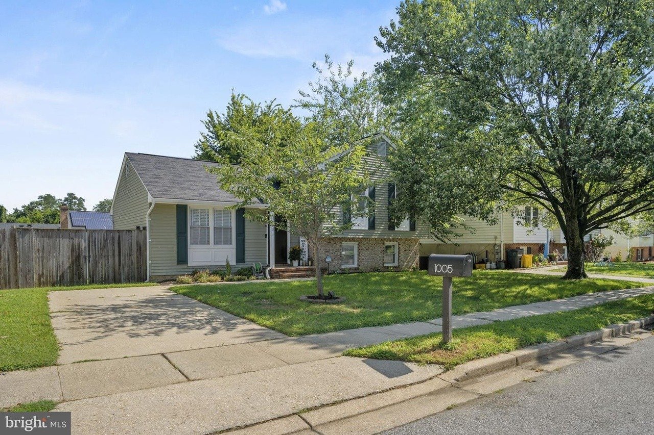 1005 Paddington Pl