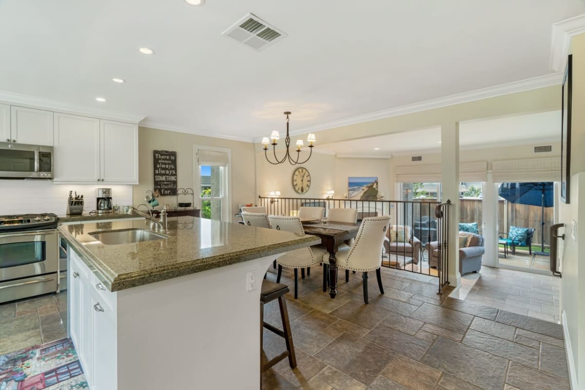 769 Ocean Surf Dr