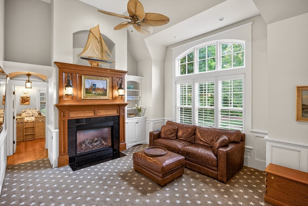 9 High Ridge Dr