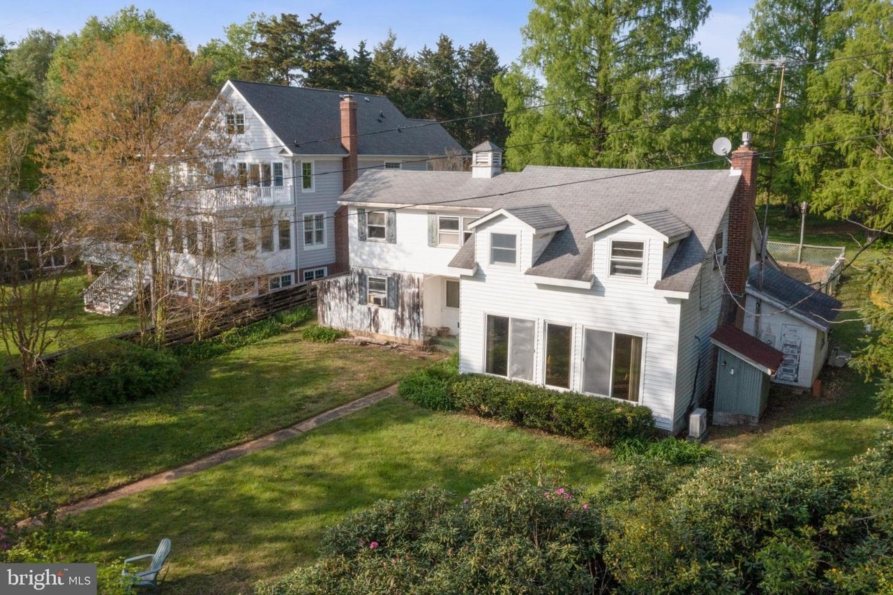 915 Crystal Spring Farm Rd
