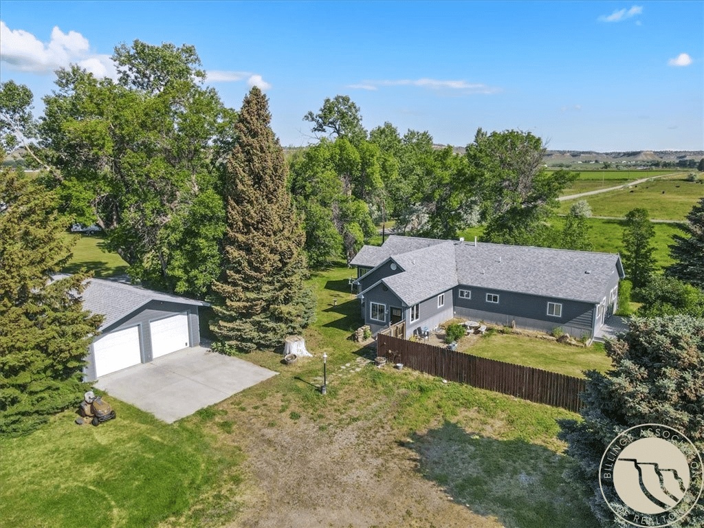 105 Schreiner Rd
