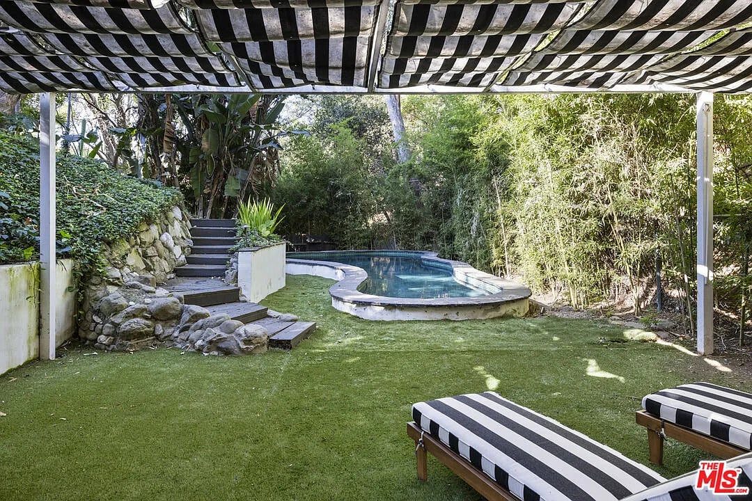Hollywood Hills $14,800/Mo
