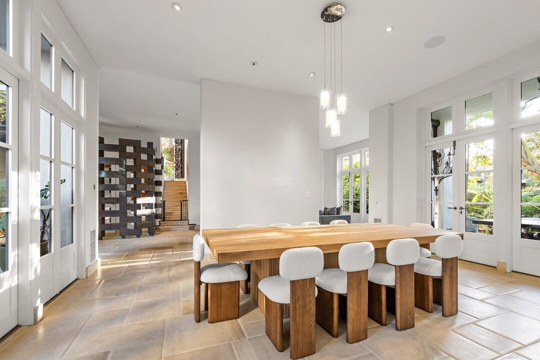 Century Woods Dr, 90067