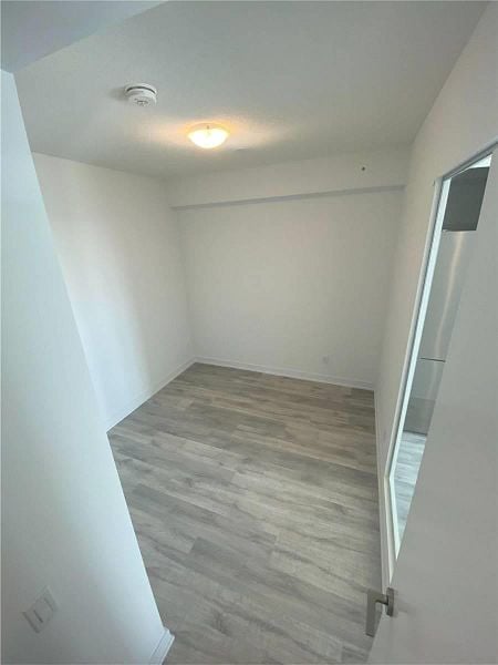 251 Manitoba Street 906, Toronto W06 Unit: 906