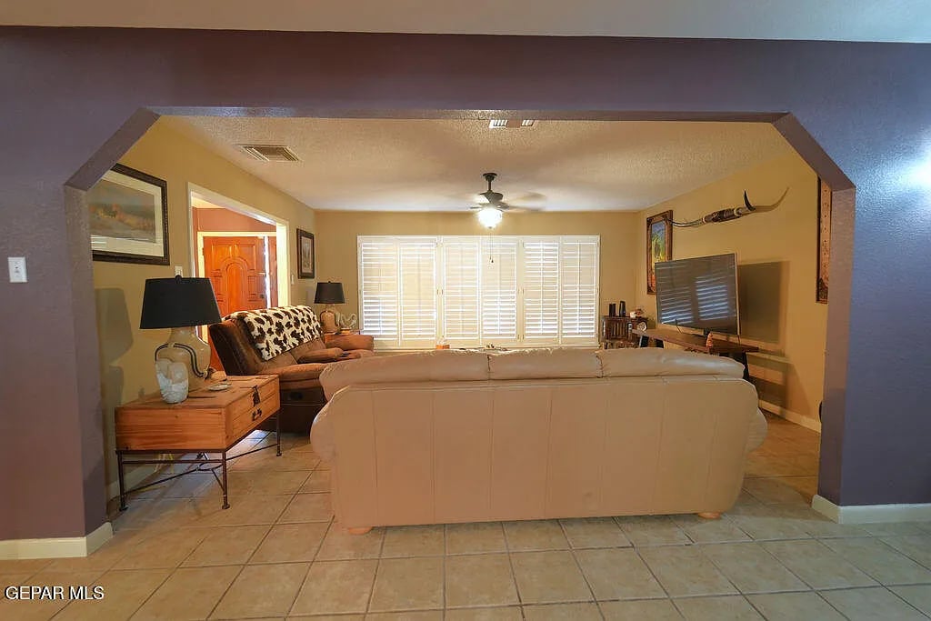 4313 Okeefe Dr