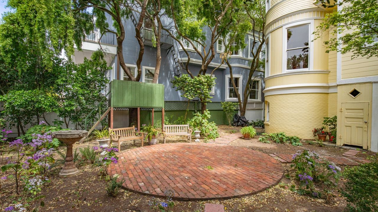 2546 Jackson Street San Francisco, CA 94115