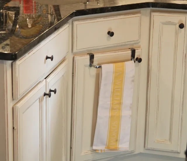 Kitchen Refresh with Chalk Paint