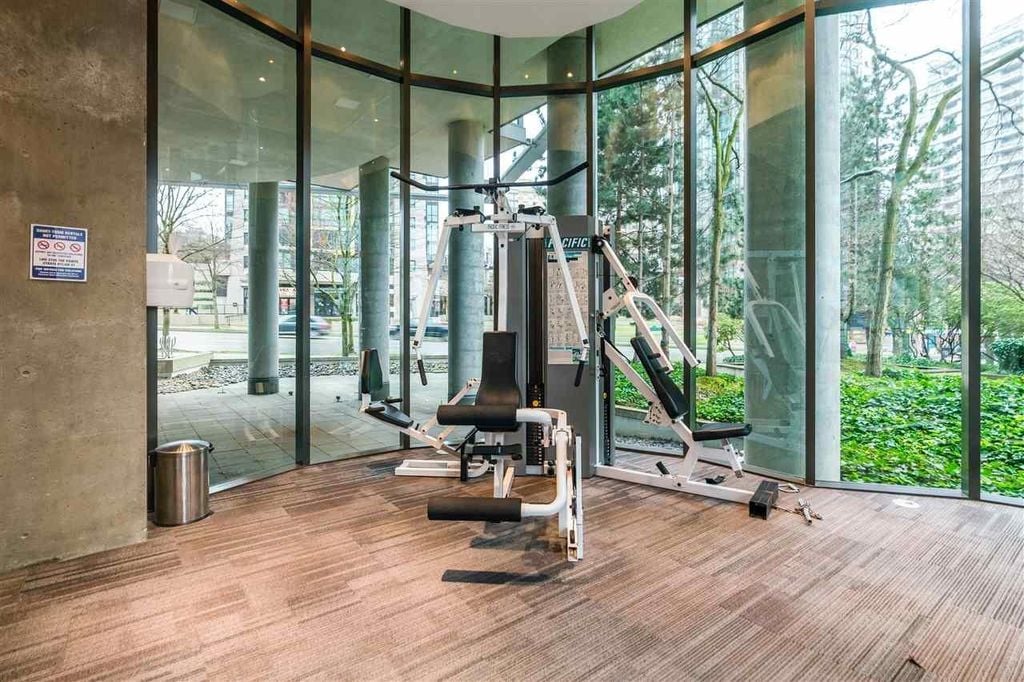 1331 W Georgia St, #707