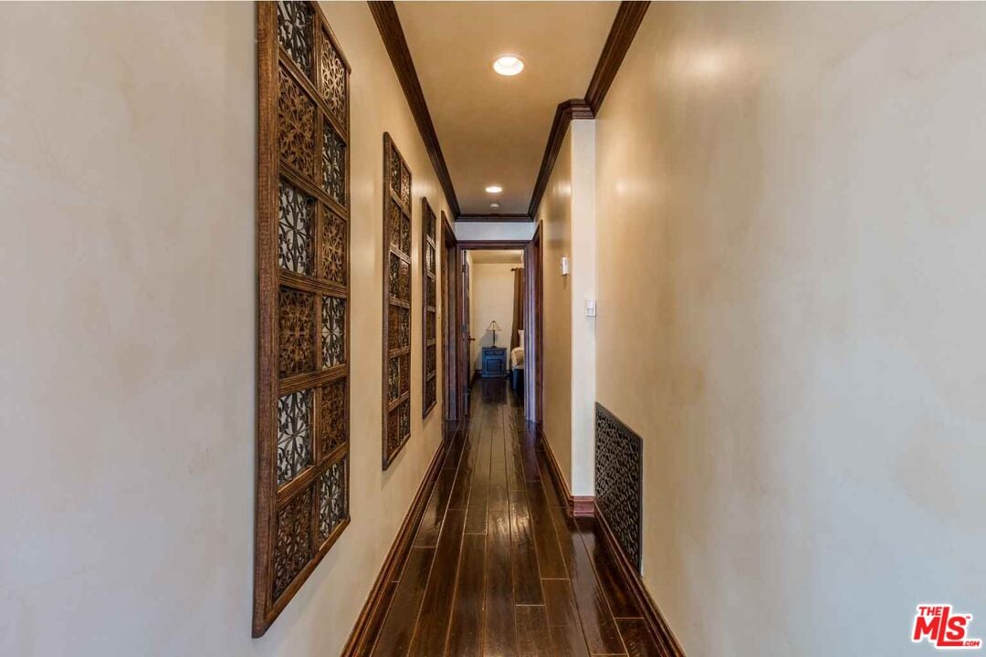 Celestia Crest, Venus Dr, 90046