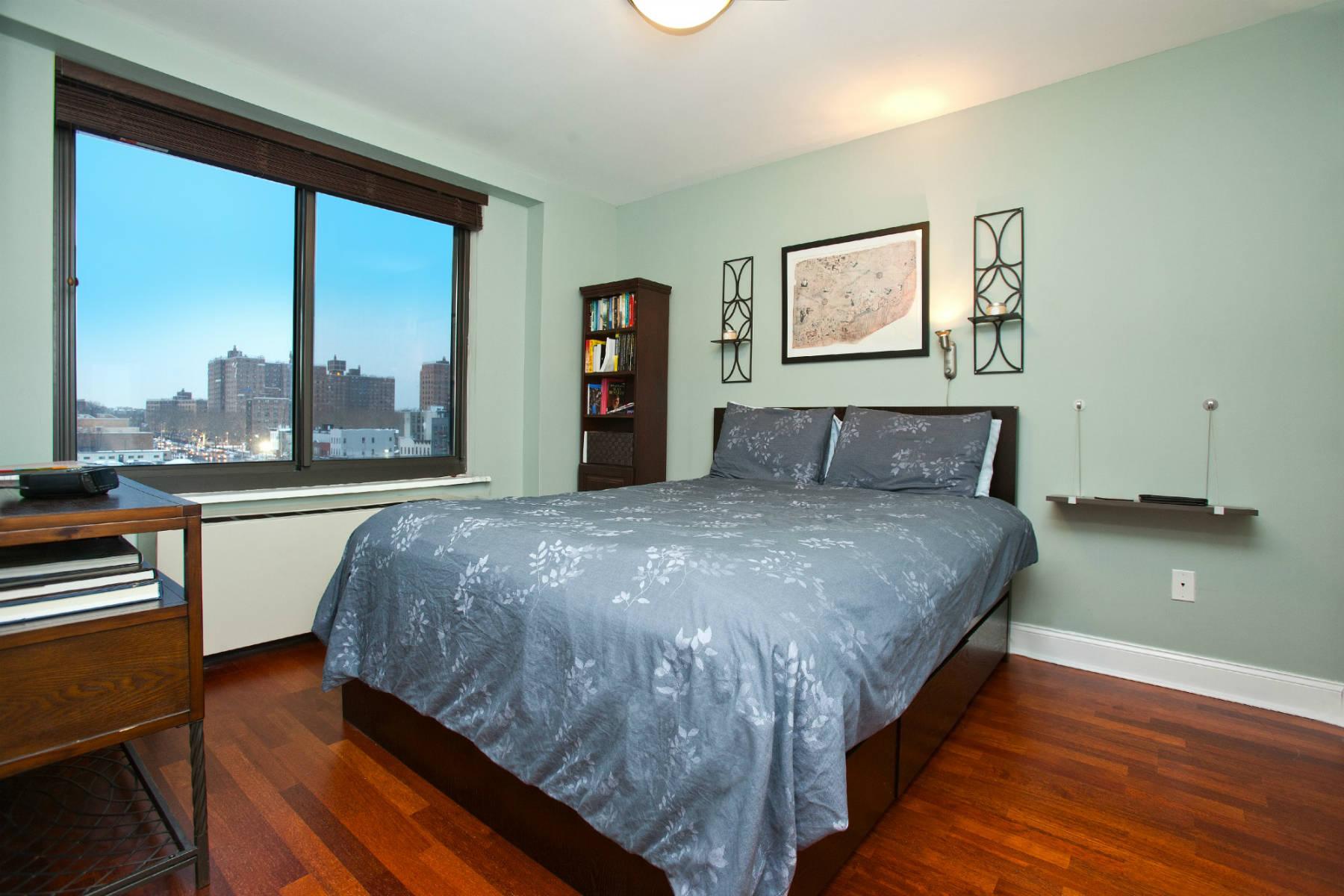 721 FLUSHING AVENUE