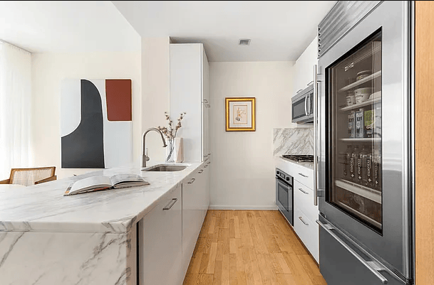 635 West 42nd Street #41H