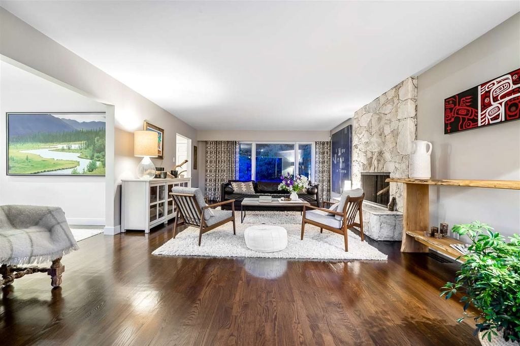 3066 Spencer Dr